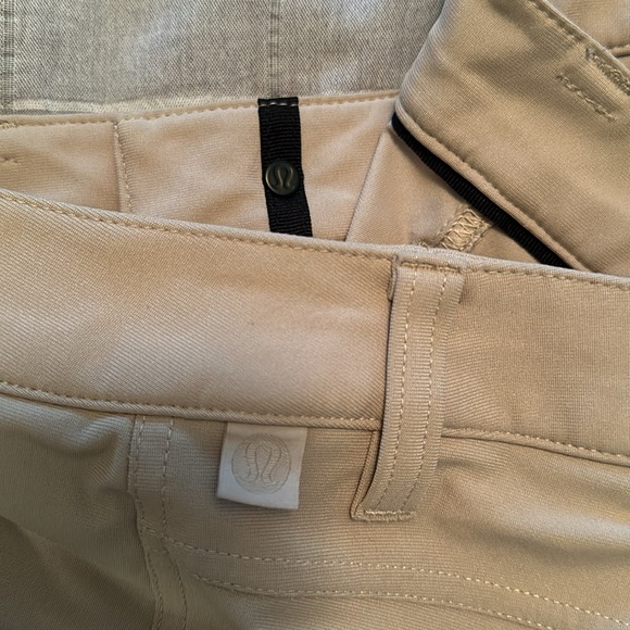Lululemon classic fit 5 pocket pant - Picture 4 of 5